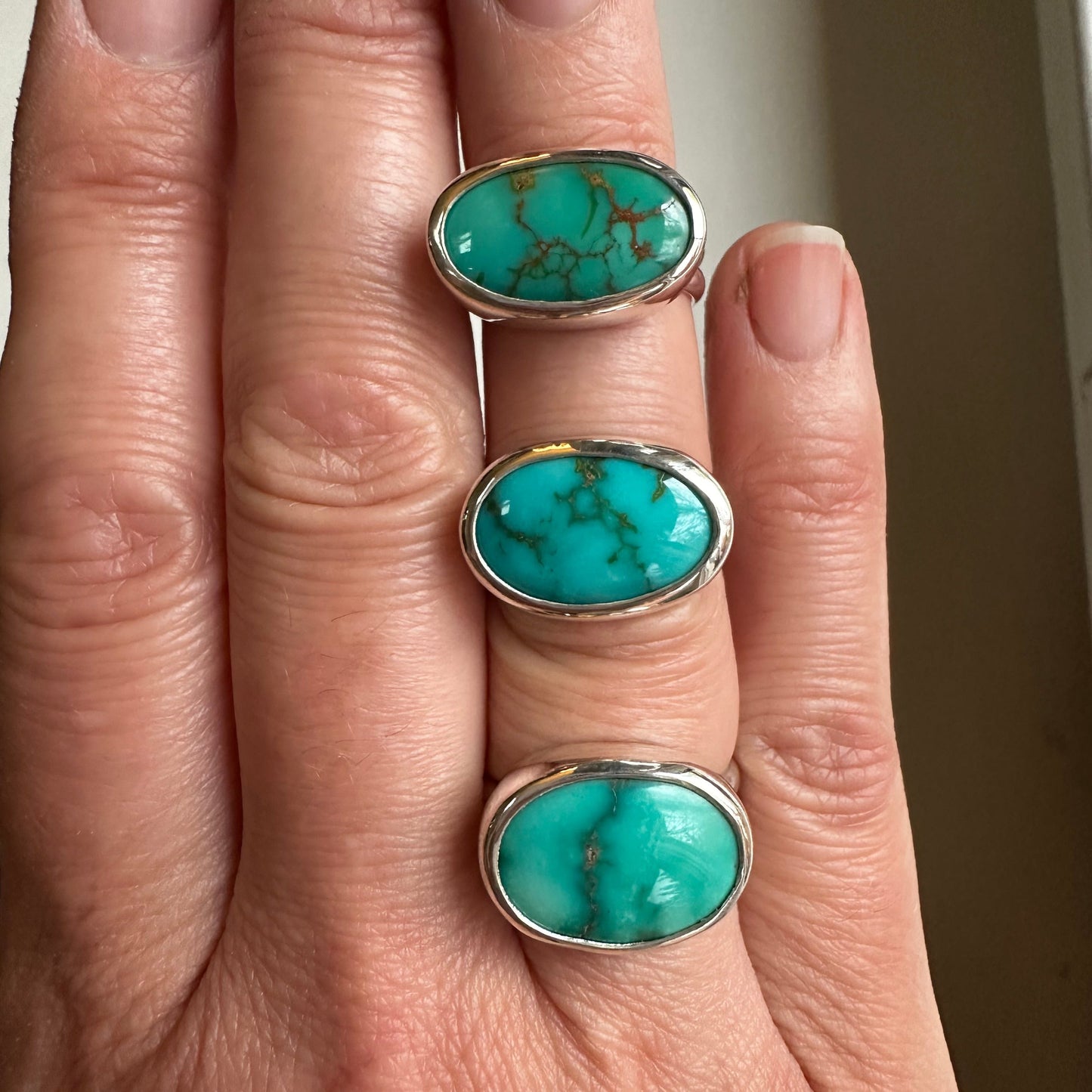 Gemmy Turquoise Wide Set Ring (Size 7)