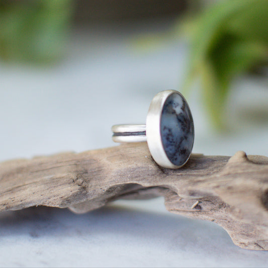 Oval Dendritic Agate Ring (Sz 7)