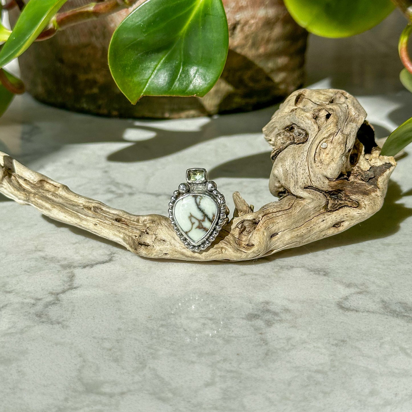 Teardrop Aloe Variscite and Oregon Sunstone ring | Size 6