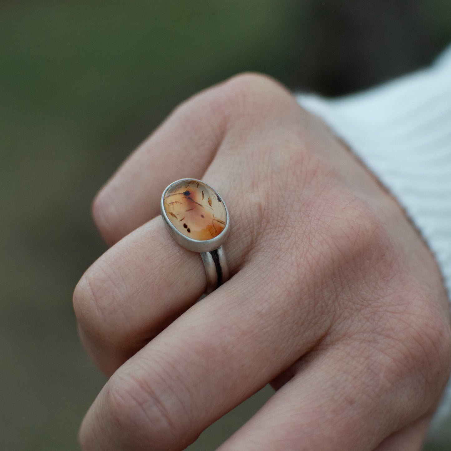 Oval Montana Agate Ring (Sz 8)