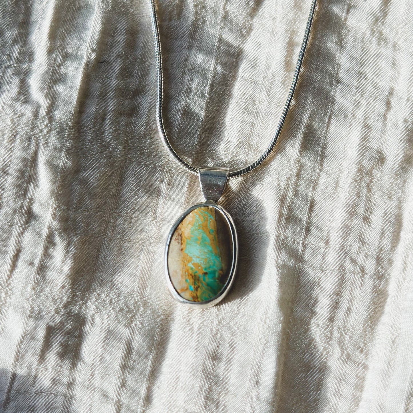 Royston Ribbon Turquoise Pendant