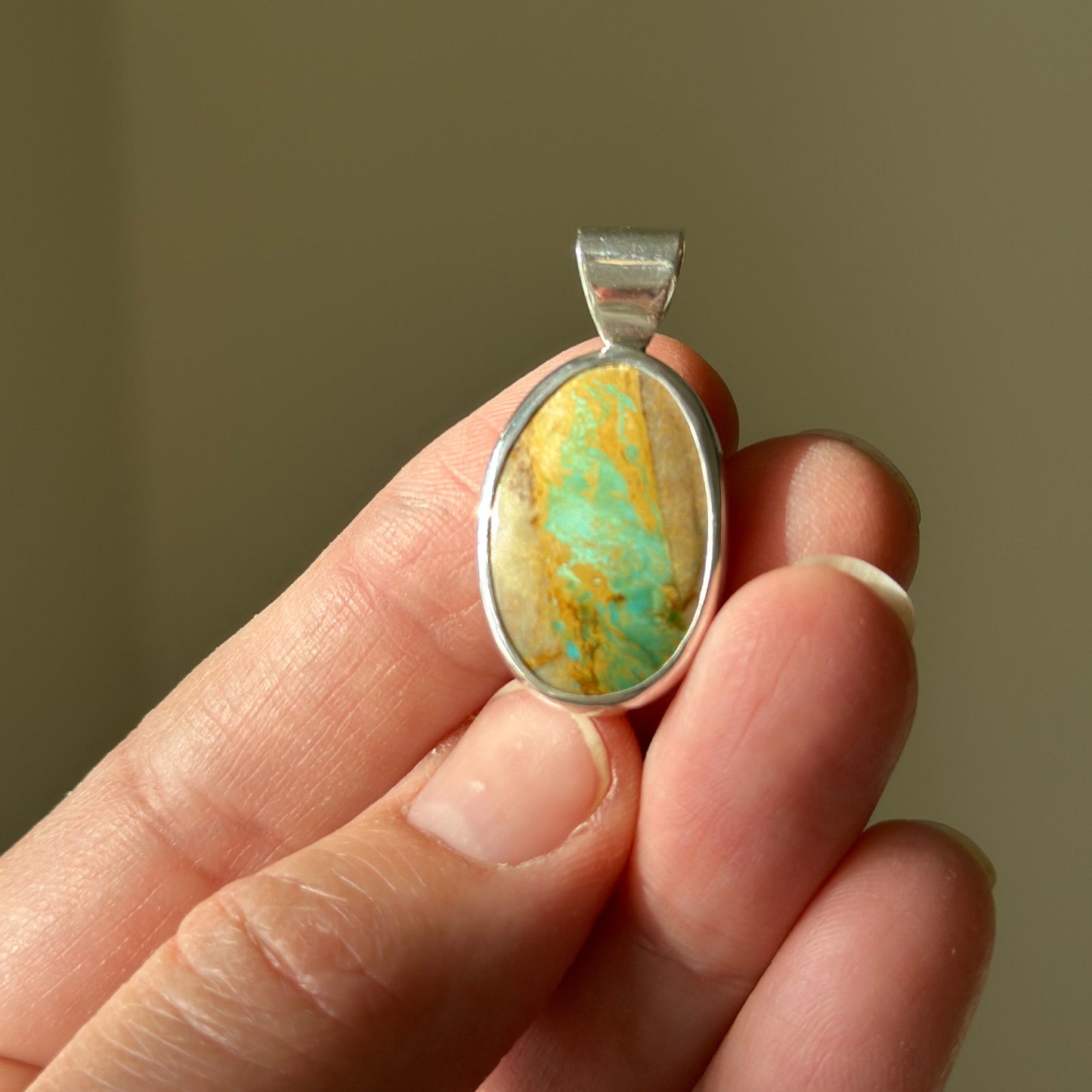 Royston Ribbon Turquoise Pendant