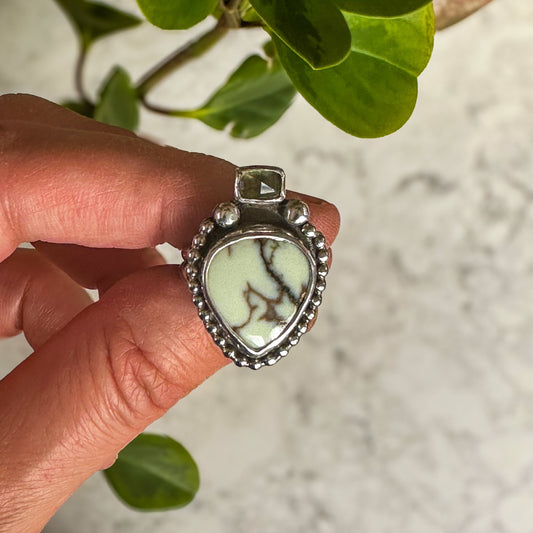 Teardrop Aloe Variscite and Oregon Sunstone ring | Size 6