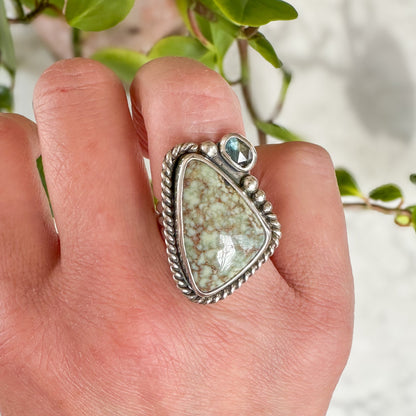 Agua Oro Variscite and Madagascar Sapphire Ring | Size 7